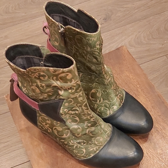 Italmoda leather heeled booties - Picture 5 of 6